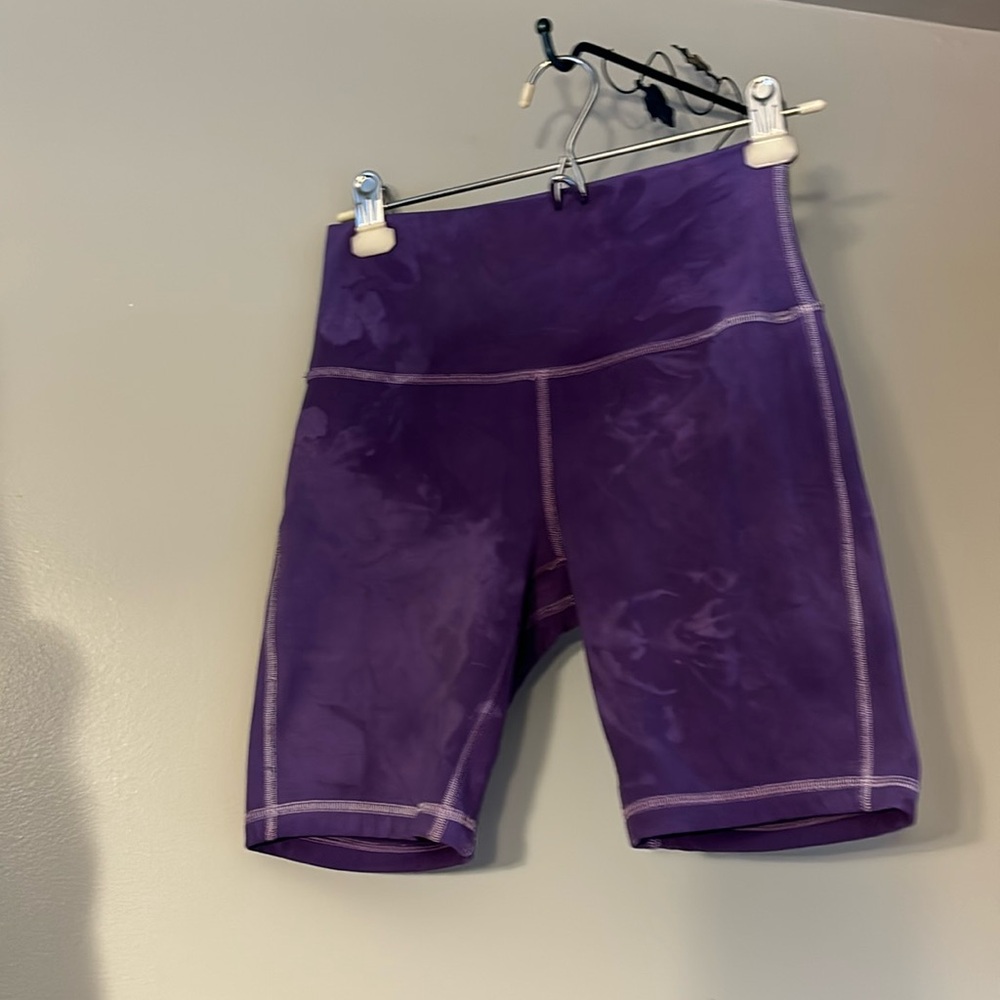 LULULEMON BIKE SHORTS